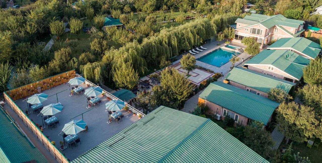 果园休闲水疗酒店 Srīnagar 外观 照片